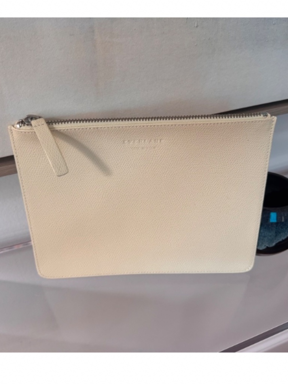 Everlane Beautiful Ivory Leather Clutch | Minimalist | Excellent Condition